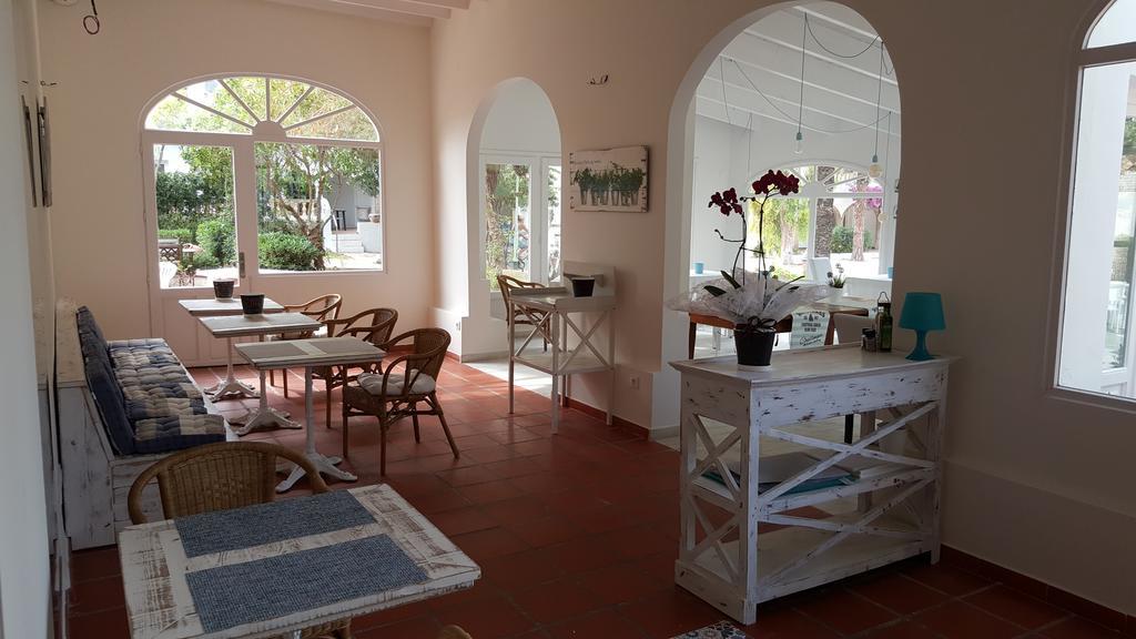 Santa Llucia Apartamentos Mr La Racona מראה חיצוני תמונה