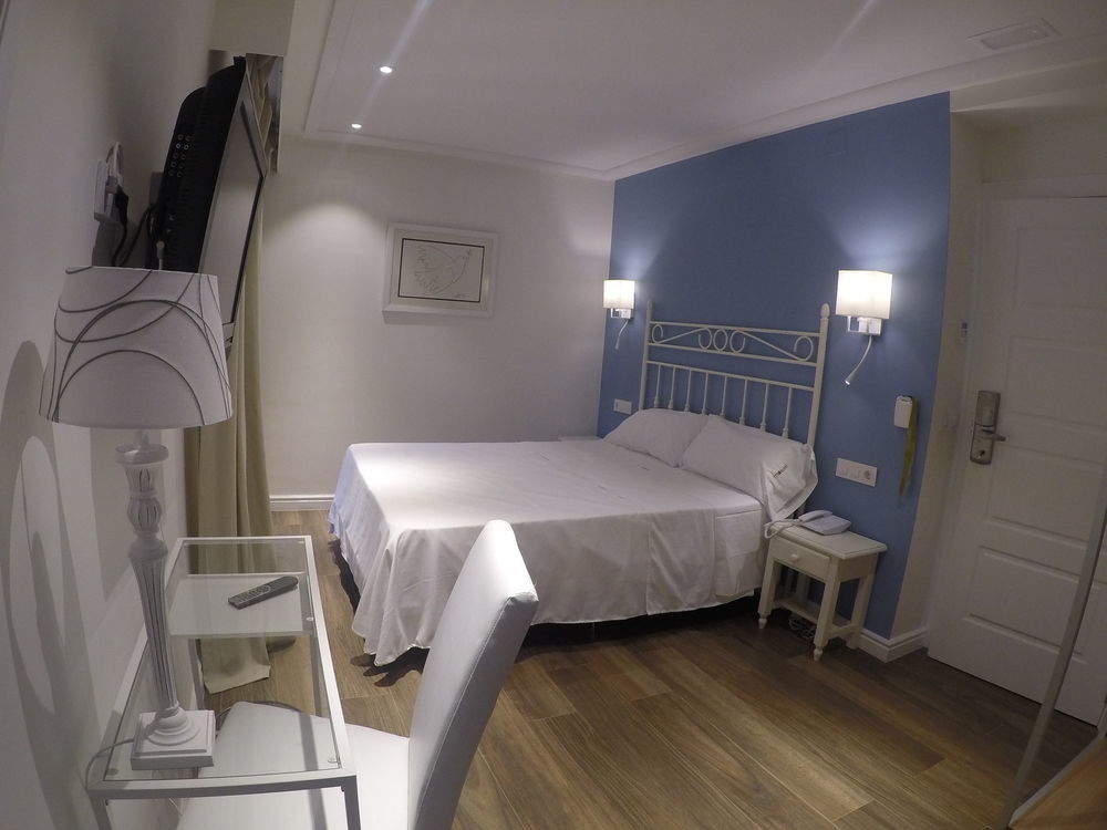 Santa Llucia Apartamentos Mr La Racona מראה חיצוני תמונה