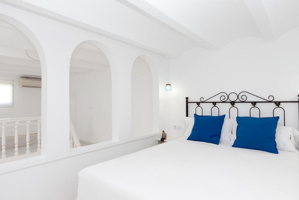Santa Llucia Apartamentos Mr La Racona מראה חיצוני תמונה