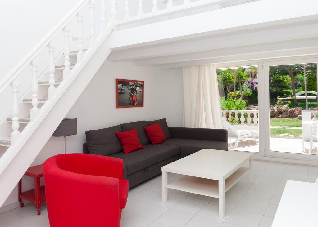 Santa Llucia Apartamentos Mr La Racona מראה חיצוני תמונה
