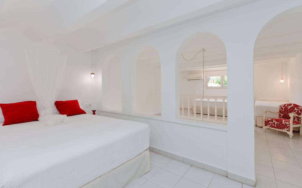Santa Llucia Apartamentos Mr La Racona מראה חיצוני תמונה